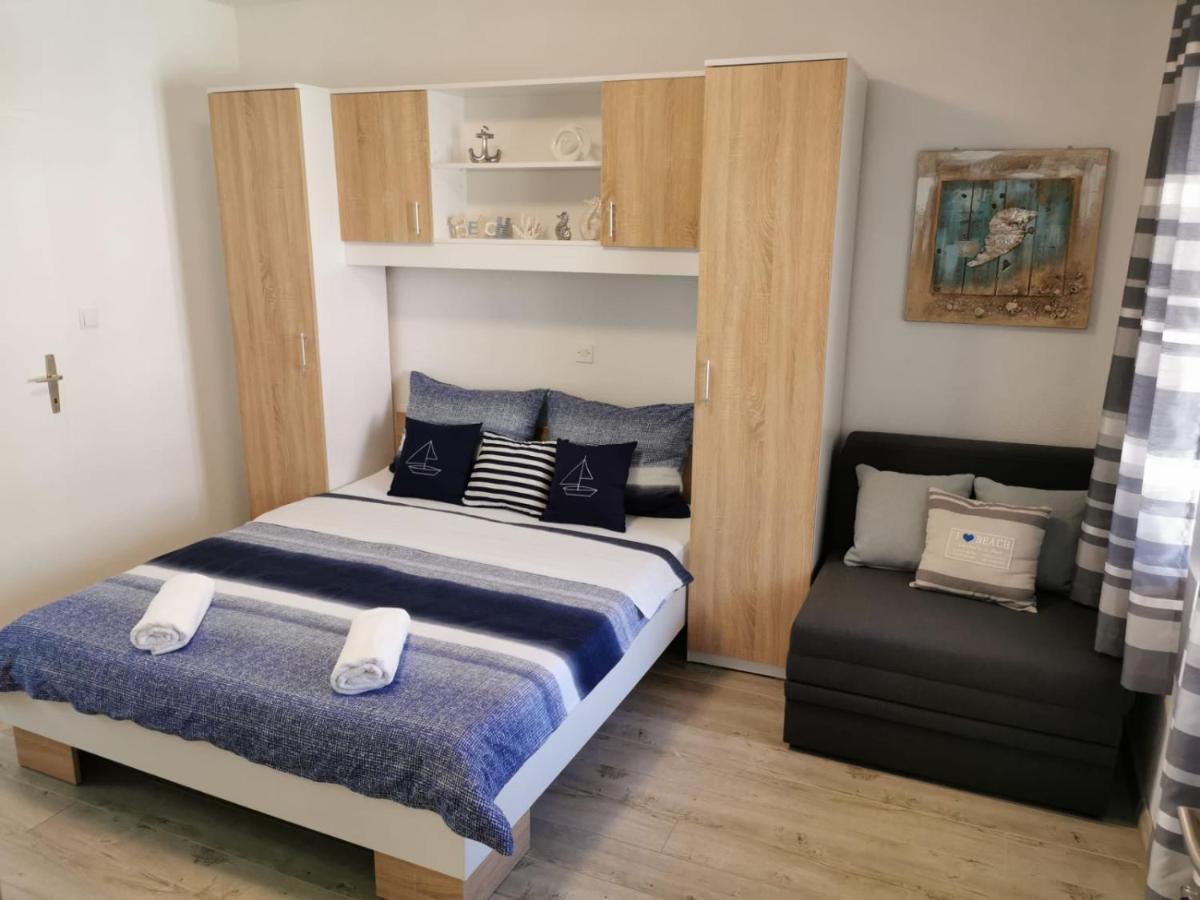 Apartments Deak Makarska Exterior photo